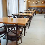 Hotel Chrobrego9