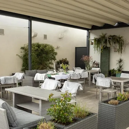 Ξενοδοχείο Chrobrego9 3*